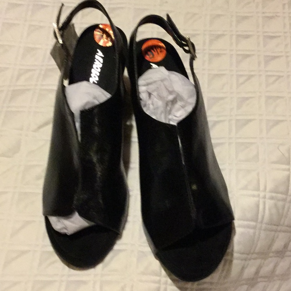 Women wedge sandals